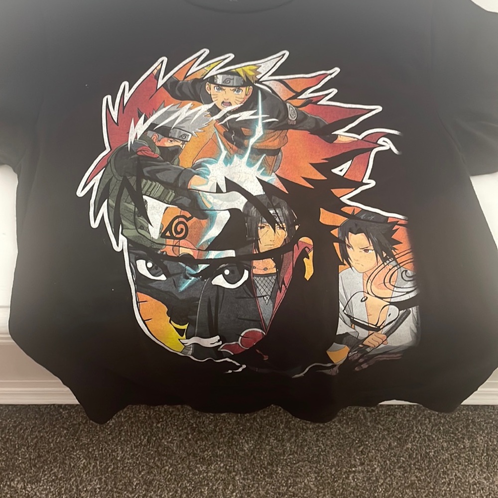 BNWT Naruto t shirt. Size small.